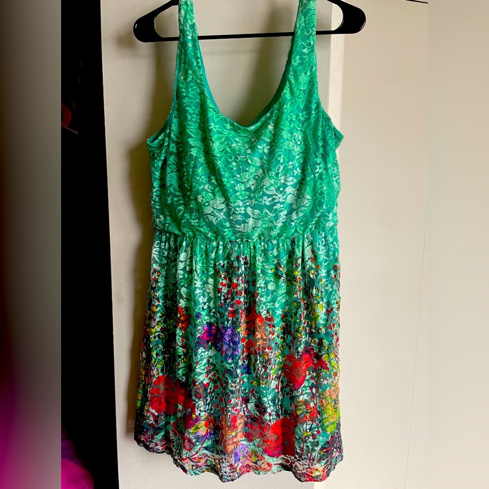 Vibrant lacy green & floral summer dress!!!